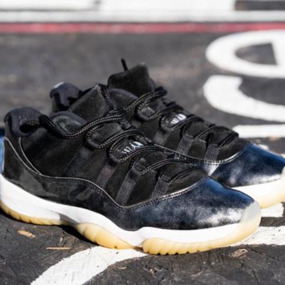 Jordan 11 Low Barons Size 8